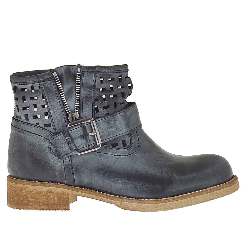 Botines perforados para mujer con hebilla y cremallera en piel anticada  negra